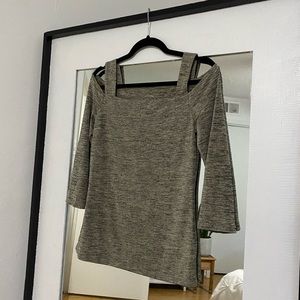 international concepts | heathered metallic gold off-shoulder top | size S